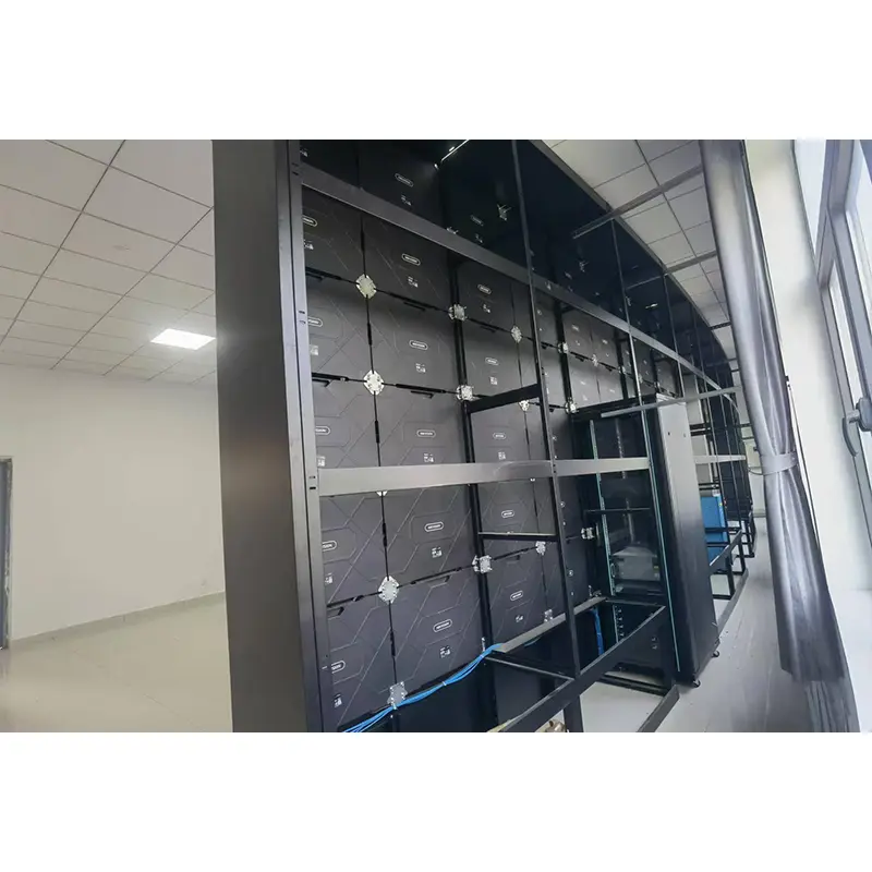 Kabinet Mudah Alih Skrin LED Melengkung